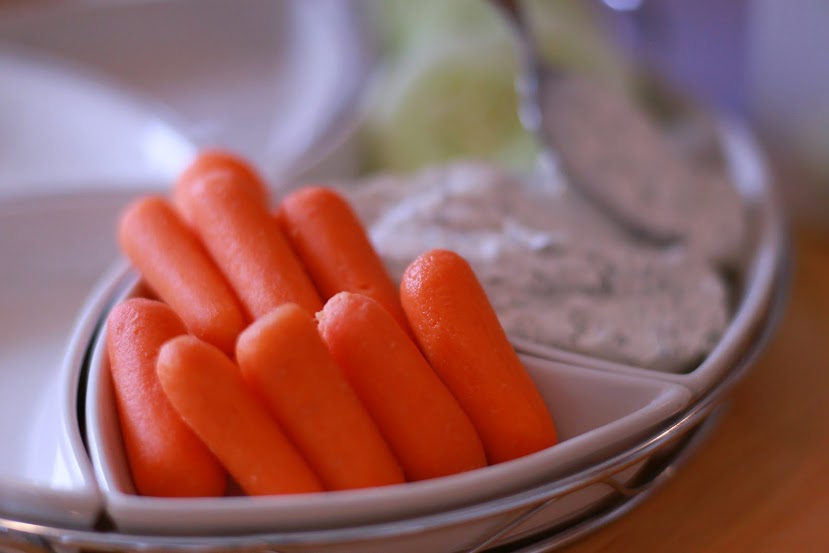 8 Simple Ways To Add More Fruits and Veggies To Your Family’s Diet - by Abby Sasscer | Dip & Carrots