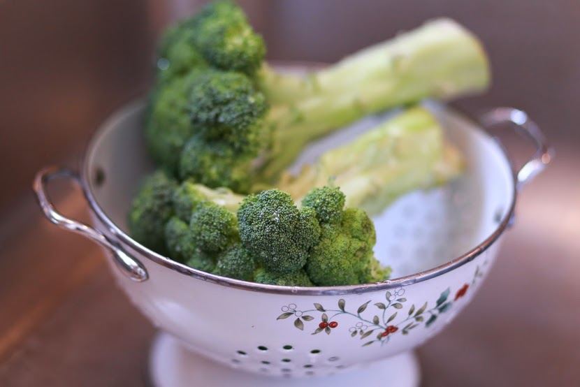 8 Simple Ways To Add More Fruits and Veggies To Your Family’s Diet - by Abby Sasscer | Broccoli